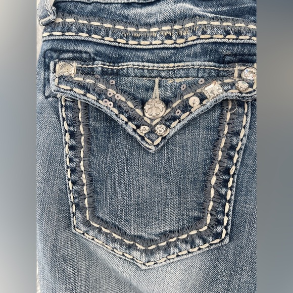 Miss Me Capri Jeans Size 31 - Picture 4 of 8